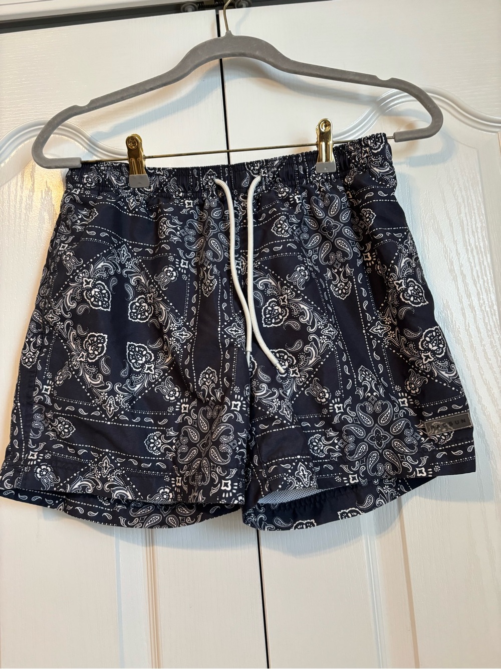 Pacsun Men's White Mesh Athletic Shorts with Navy Paisley trim
